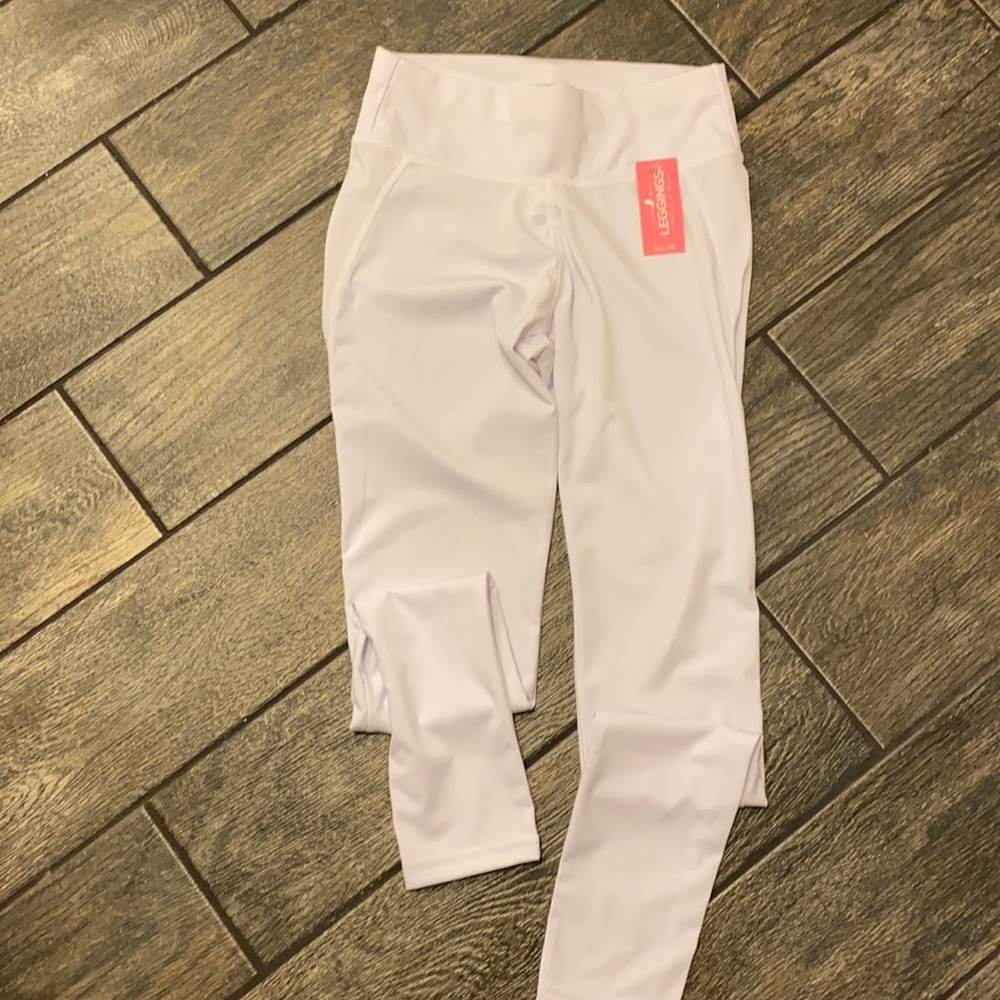 NWT-White leggings